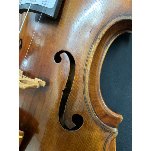 2455 - Interesting early composite violin labelled Jacobus Stainer in Absom..., the two piece back of faint... 