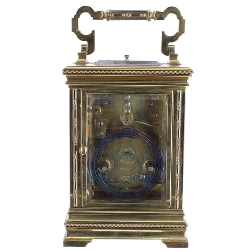 1134 - Good French repeater carriage clock with alarm, the movement stamped France no. 4526 and striking on... 