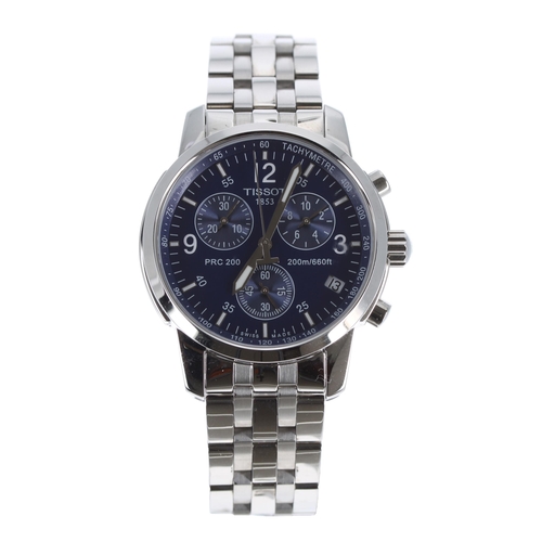 172 - Tissot PRC200 chronograph stainless steel gentleman's bracelet watch, ref. T461, circular blue dial,... 