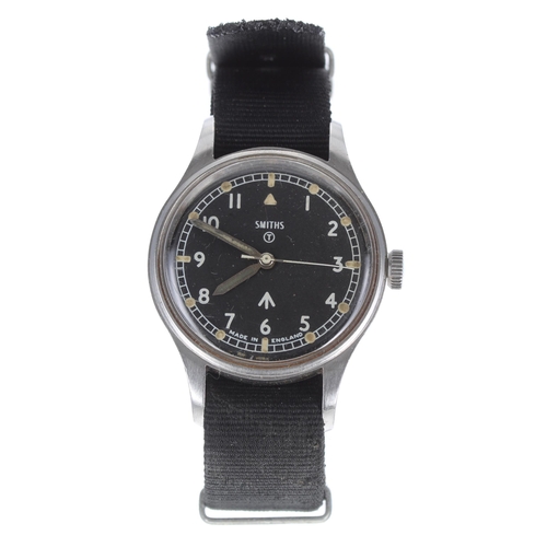 204 - Smiths British Military Army issue stainless steel gentleman's wristwatch, circa 1966, circular blac... 