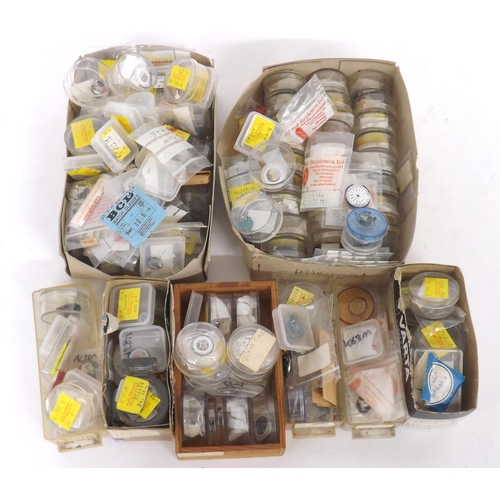 656 - Large quantity of quartz wristwatch movements and movement parts