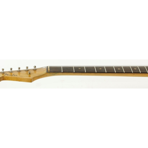 85 - 1962 Fender Stratocaster left-handed electric guitar, made in USA, ser. no. 8xxx0; Body: white refin... 