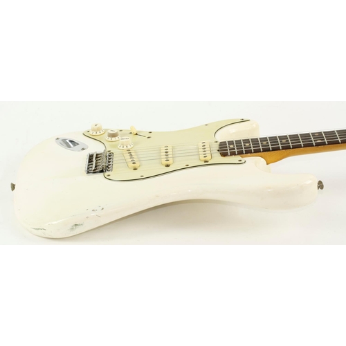 85 - 1962 Fender Stratocaster left-handed electric guitar, made in USA, ser. no. 8xxx0; Body: white refin... 