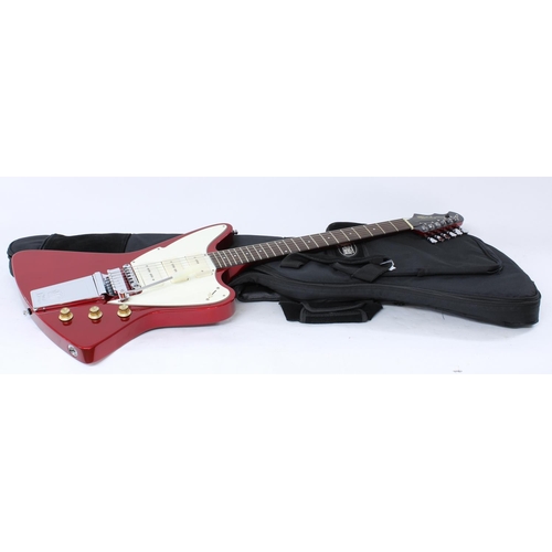 157 - Fret-King Esprit III electric guitar, ser. no. SM0xxx2; Finish: candy apple red; Neck: good; Fretboa... 