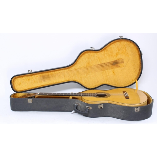 498 - 1987 Alan J. Booth Concert Classical guitar; Back and sides: natural sycamore; Top: natural cedar; F... 