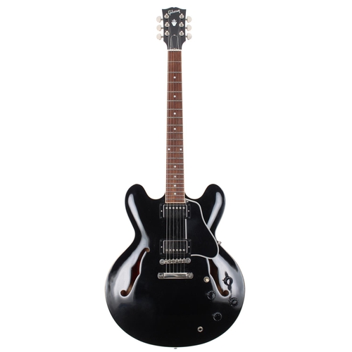 62 - 2010 Gibson Memphis ES-335 Dot Reissue electric guitar, made in USA, ser. no. 1xxxxxx0; Body: black ... 