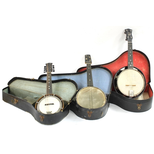 1571 - 'The Whirle' Windsor banjo ukulele, case; also a Savana banjo ukulele, case and a banjo mandolin, ca... 