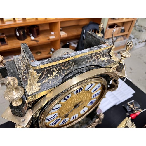 1324 - Good early French Boulle two train bracket clock with bracket, all in need of refurbishment, the mov... 