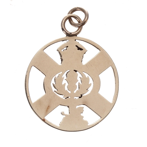 385 - The Queen's Own Cameron Highlanders Regimental 'Egypt'  9ct pendant, 3.4gm, 24mm diameter... 