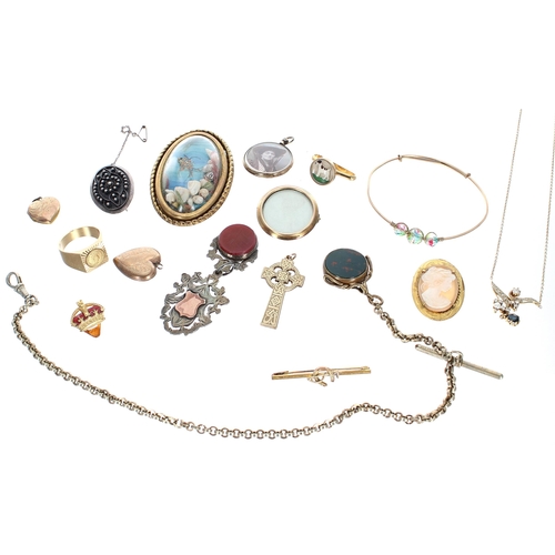 87 - Selection of antique and later jewellery to include a watch Albert chain with fob, assorted mostly r... 