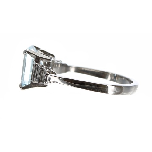 220 - Art Deco style platinum aquamarine and diamond ring, the aquamarine 1.60ct approx, with baguette set... 