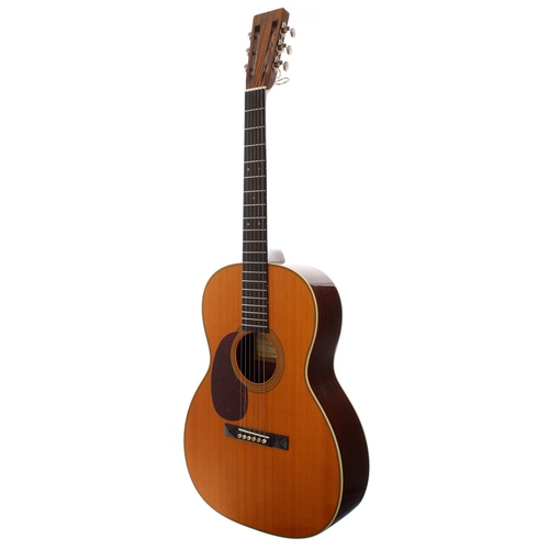 124 - 1996 C.F. Martin Golden Era Series 000-28 12 Fret Limited Edition left-handed acoustic guitar; Back ... 