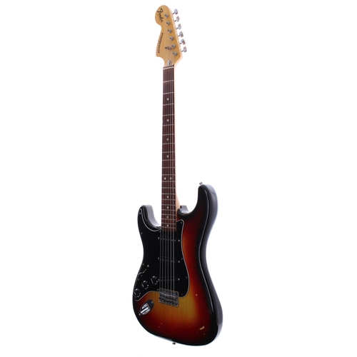 147 - 1977 Fender Stratocaster Hardtail left-handed electric guitar, made in USA, ser. no. S7xxxx2; Body: ... 