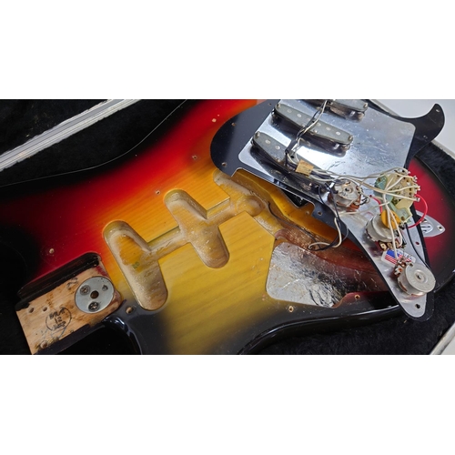 147 - 1977 Fender Stratocaster Hardtail left-handed electric guitar, made in USA, ser. no. S7xxxx2; Body: ... 