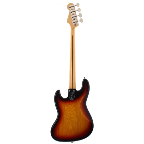 377 - 2004 Fender Marcus Miller Jazz Bass guitar, made in Japan, ser. no. R0xxxx4; Body: sunburst finish; ... 