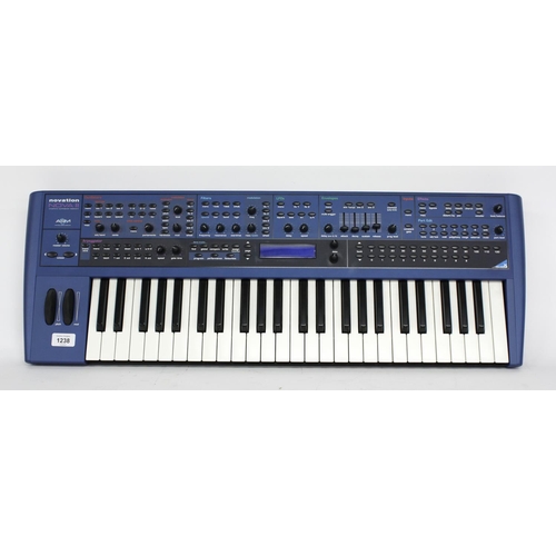 3078 - Novation Nova II polyphonic synthesizer keyboard