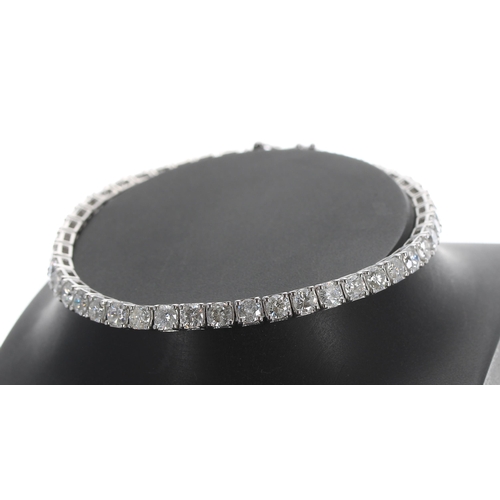 244 - Very fine modern 18ct white gold diamond tennis bracelet, estimated 7.40ct approx in total, colour G... 