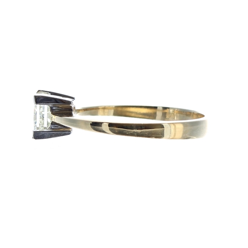 261 - Modern 18ct yellow gold princess-cut solitaire diamond ring, 1.00ct approx, clarity SI1, colour L/M,... 