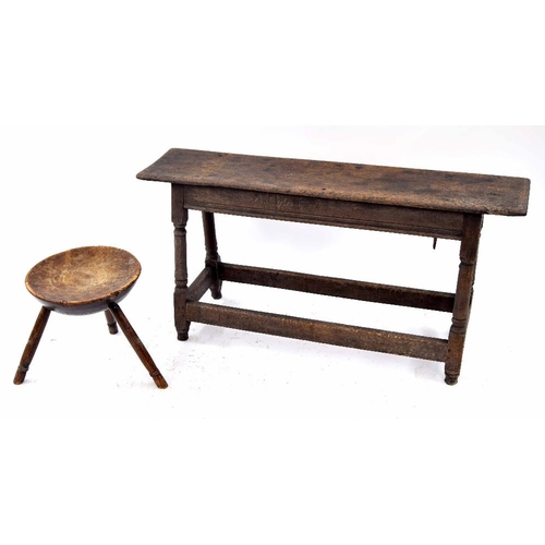 932 - Antique oak joynt stool, with turned legs united by stretchers, 44.5