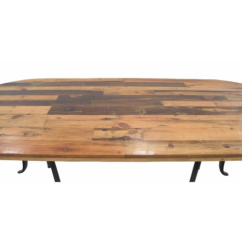 910 - Good decorative reclaimed style table, the oval reclaimed plank top on cast industrial style ratchet... 