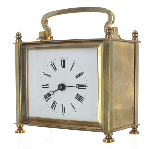 1316 - Unusual French carriage clock timepiece with fixed key wind, within a rectangular pillared brass cas... 