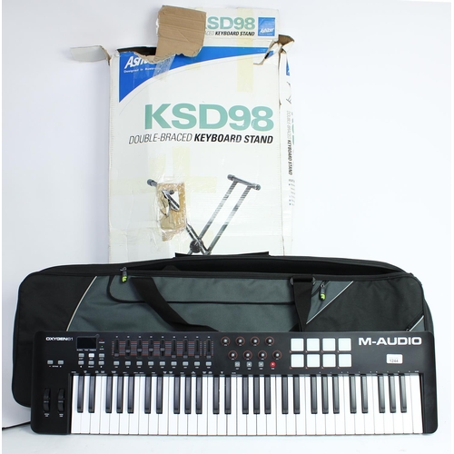 3044 - M-Audio Oxygen 61 midi controller keyboard, with Fusion gig bag and Ashton keyboard stand... 