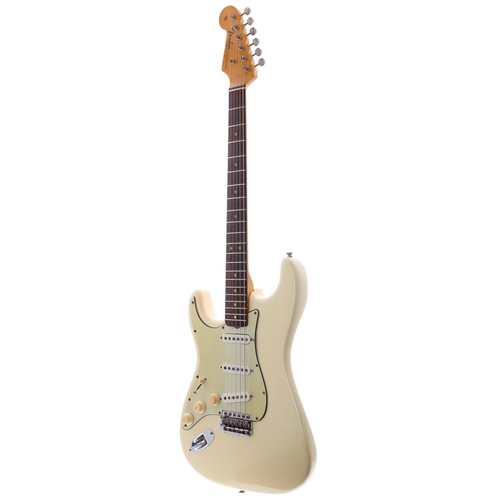 119 - 1964 Fender Stratocaster left-handed electric guitar, made in USA, ser. no. L1xxx2; Body: Olympic wh... 