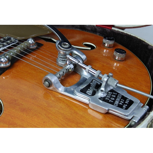 164 - 1959 Gretsch 6120 Chet Atkins hollow body electric guitar, made in USA, ser. no. 3xxx6; Body: orange... 