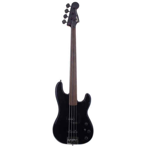 258 - 1980s Fender Jazz Bass Special fretless bass guitar, made in Japan, ser. no. E9xxxx0; Body: black fi... 