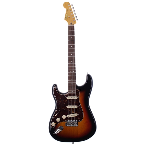 396 - 2017 Squier by Fender Classic Vibe Stratocaster left-handed electric guitar, made in China; Body: su... 