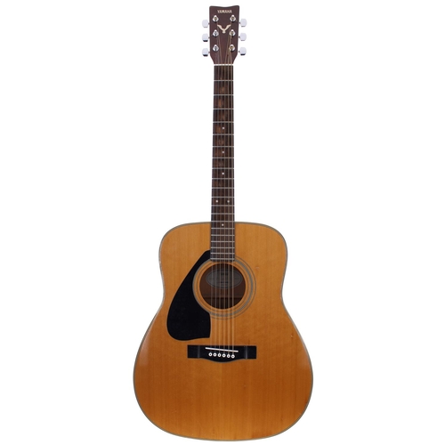 423 - Yamaha FG-420-L left-handed acoustic guitar, made in Taiwan; Back and sides: laminated mahogany, scr... 