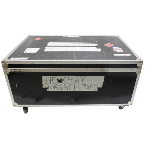 607 - Gary Moore - low heavy duty Calzone flight case on wheels, with multi-section interior, bearing vari... 