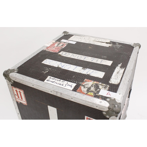 620 - Gary Moore - heavy duty flight case on wheels, enclosing a rack mount interior bearing various tape ... 