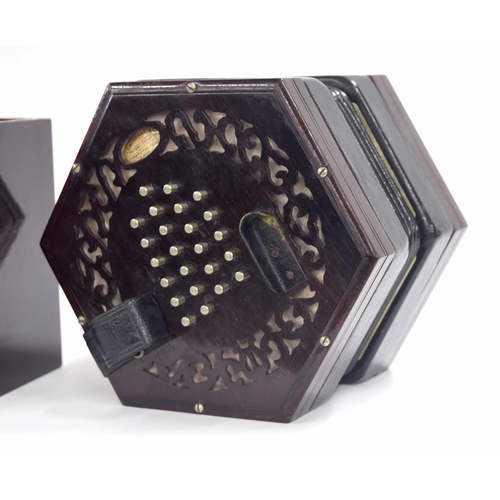 1570 - Good Lachenal & Co English concertina with forty-eight metal buttons on rosewood ends, with five... 