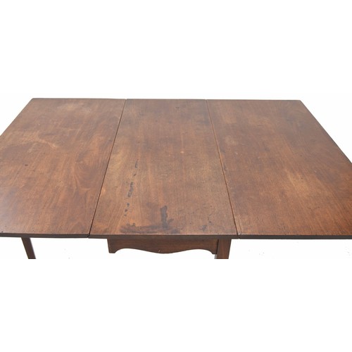 879 - Georgian mahogany drop leaf rectangular dining table, 62.5