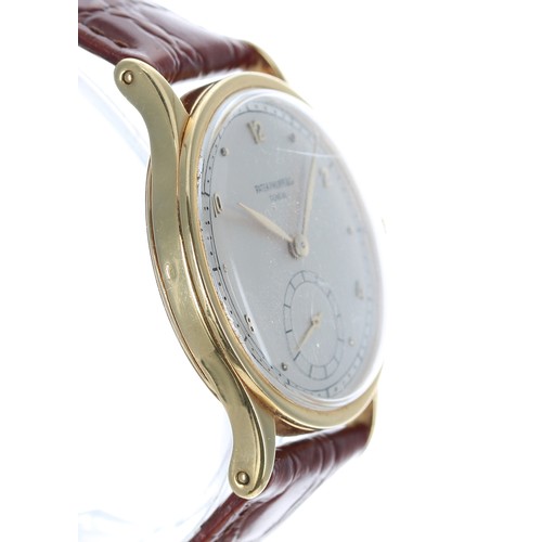 64 - A fine and rare Patek Philippe 18ct 'oversized' Calatrava gentleman's wristwatch, reference no. 570,... 