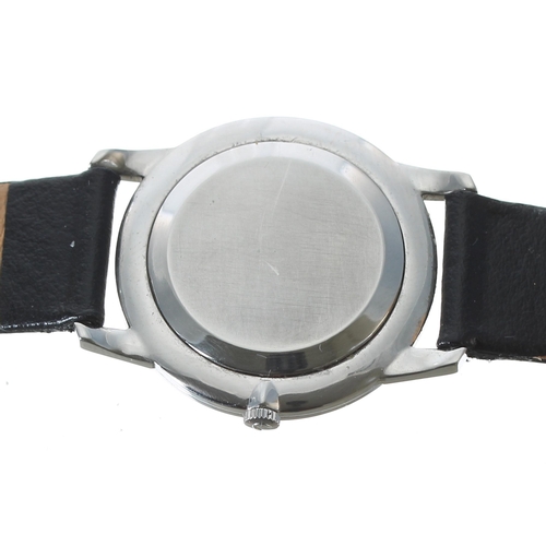 88 - Universal Genéve slim stainless steel gentleman's wristwatch, case no. 16 842xxx, circa 1970s, circu... 