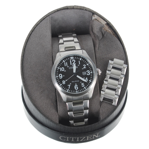 190 - Citizen Eco-Drive stainless steel gentleman's wristwatch, reference no. E111-S073421, black dial, Ci... 