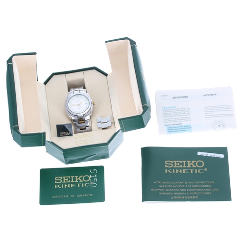 179 - Seiko Kinetic Auto Relay two tone gentleman's wristwatch, reference no. 5J22-0839, silvered dial, Se... 