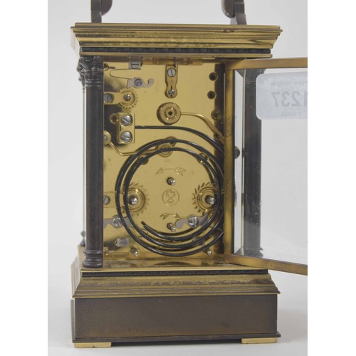 1237 - Good repeater calendar carriage clock with alarm, striking the hours and half hours on a gong, the d... 