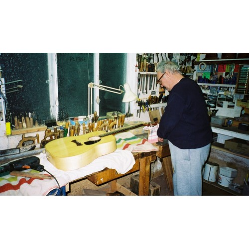 531 - Tony Zemaitis - a large vintage workbench, fitted with a Record 52.5 vice clamp and a Record 74 Auto... 