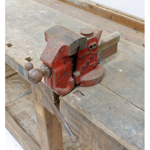 531 - Tony Zemaitis - a large vintage workbench, fitted with a Record 52.5 vice clamp and a Record 74 Auto... 