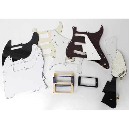 1110 - Selection of guitar plastics, mainly pickguards to include some genuine Fender parts, also pickup su... 