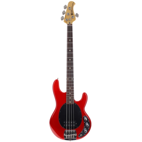 73 - 1986 Ernie Ball Music Man Stingray bass guitar, made in USA, ser. no. Dxxxxx3; Body: candy apple red... 