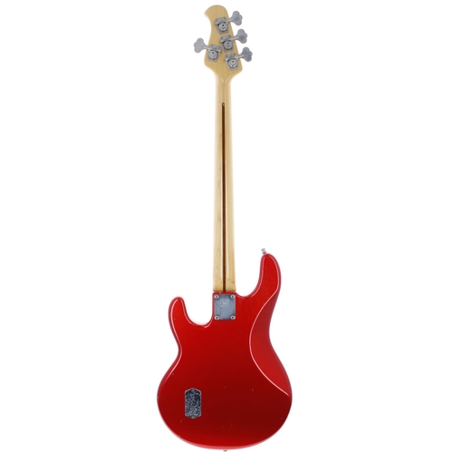 73 - 1986 Ernie Ball Music Man Stingray bass guitar, made in USA, ser. no. Dxxxxx3; Body: candy apple red... 