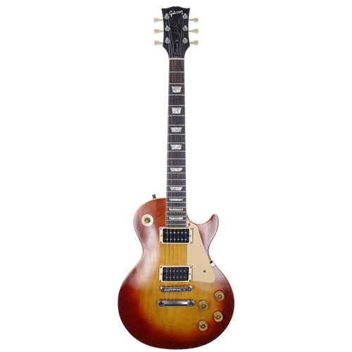 77 - Early 1970s Les Paul Deluxe electric guitar, made in USA, ser. no. 7xxxx1; Body: cherry sunburst fin... 