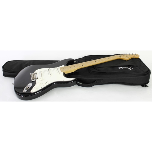 83 - 2019 Fender Player Series Stratocaster electric guitar, made in Mexico, ser. no. MX19xxxxx4; Body: b... 