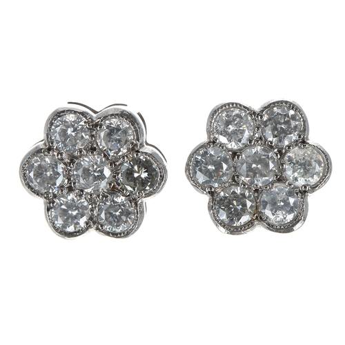 115 - Pair of 18ct white gold diamond cluster earring, round brilliant-cut, 1.00ct approx in total, clarit... 