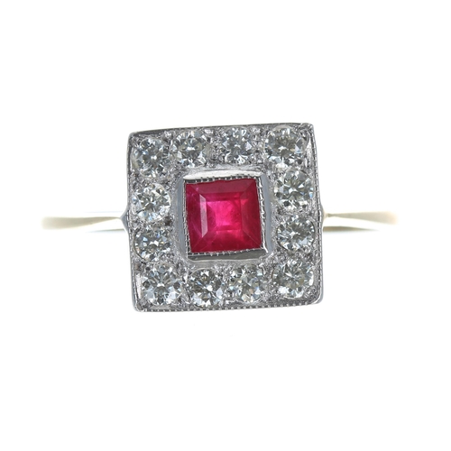 175 - Art Deco style ruby and diamond 18ct yellow gold square cluster ring, princess-cut ruby, cluster 10m... 