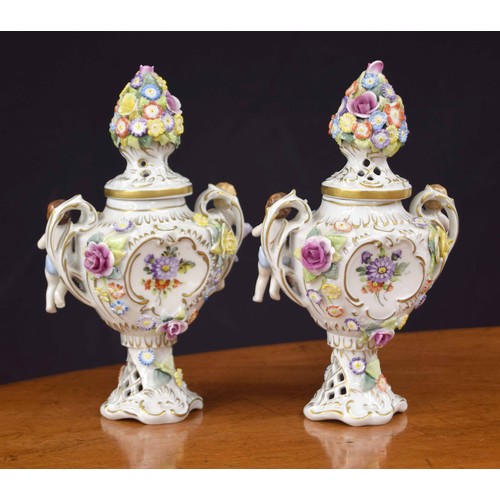 609 - Pair of 19th century German Porzellanmanufaktur Plaue porcelain pot pourri vases with covers, with f... 